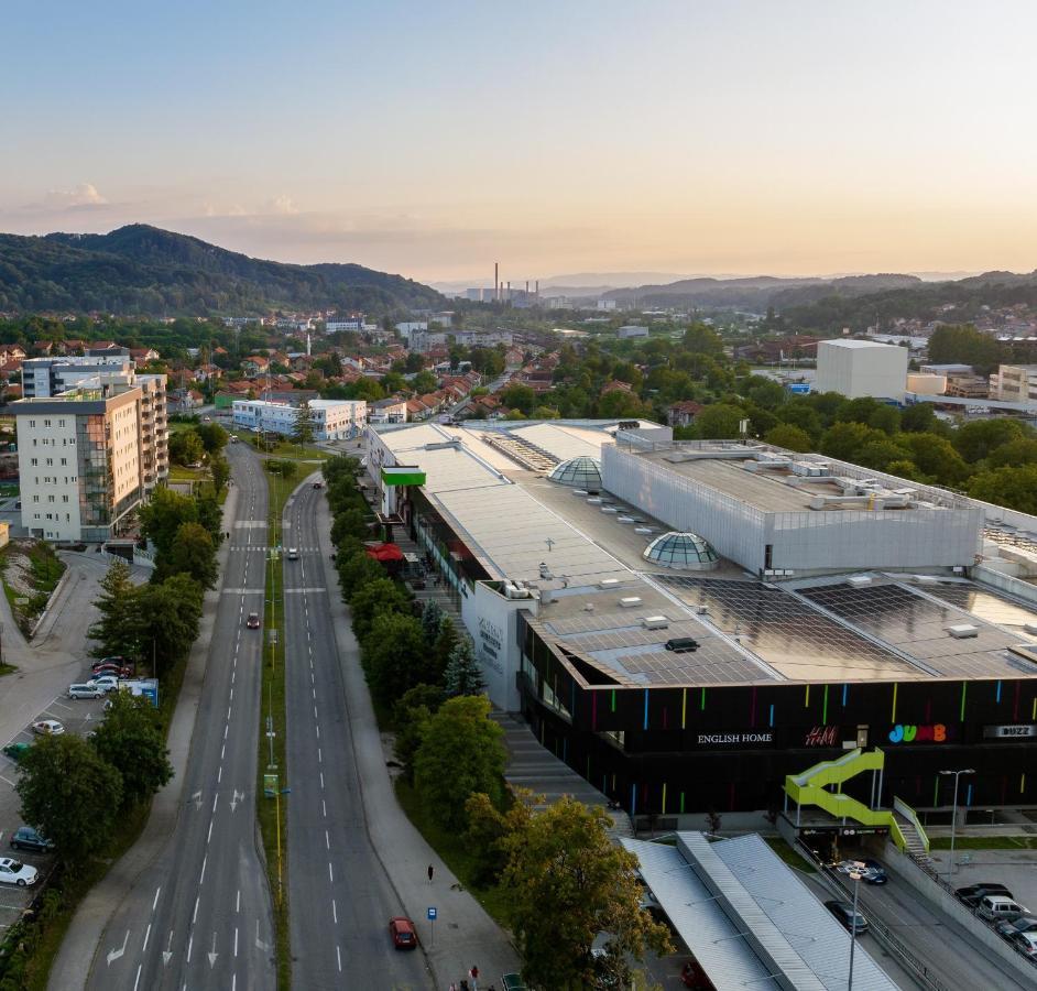 Vesta Apartment Tuzla - Across Bcc Shopping Mall ภายนอก รูปภาพ